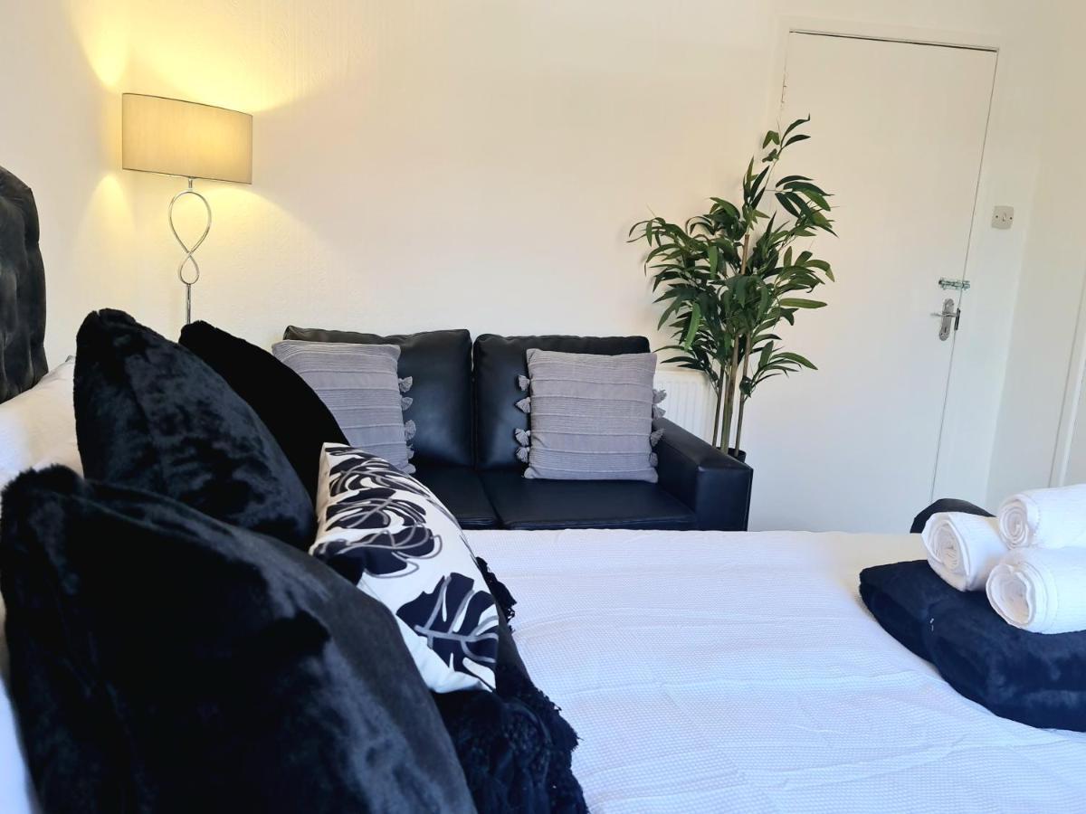 Immaculate 3-Bedrooms Dundee Apartment Exterior foto